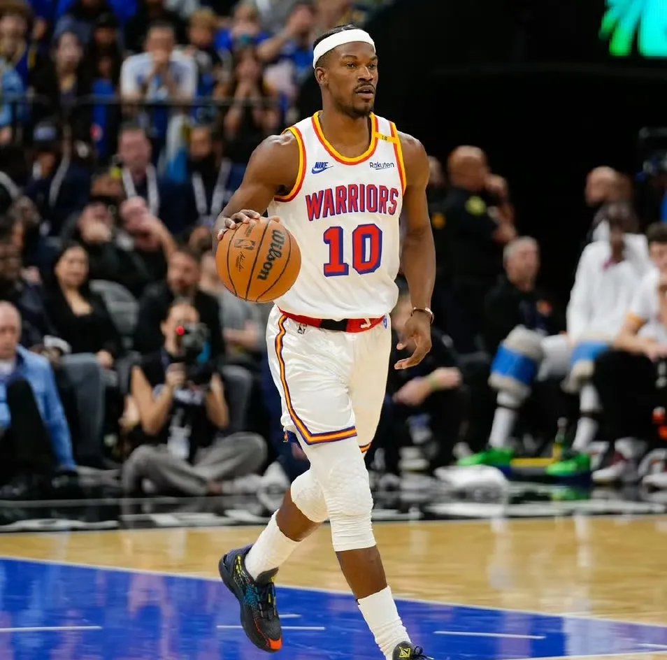 Kaiyun中国平台包含巴特勒连续二十场比赛得分超过逆转,TES挑战极限!的词条